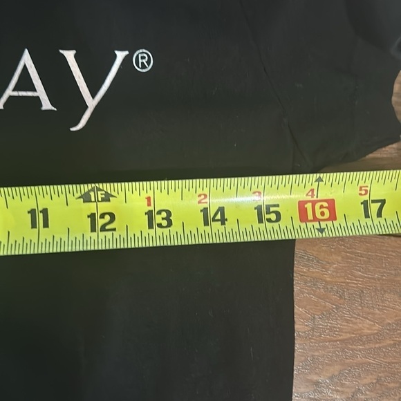 Mary Kay logo t shirt - Picture 2 of 4